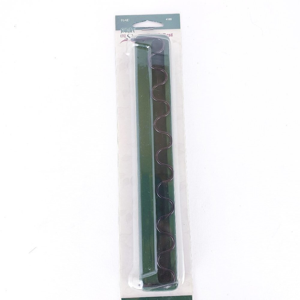 PLAID Folk Art One Stroke Brush Rest